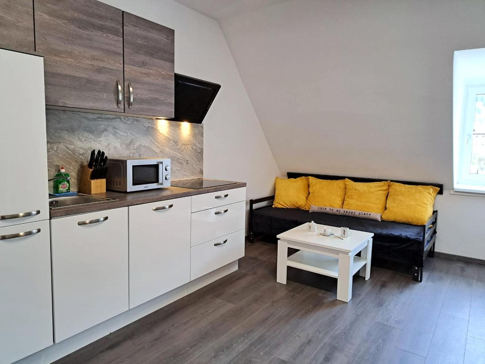 Appartement Rentcenter79 à Sankt Peter-Freienstein Extérieur photo